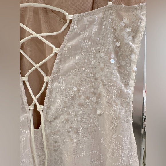 White Fox Boutique Tone it Down Mini Dress - Picture 4 of 5